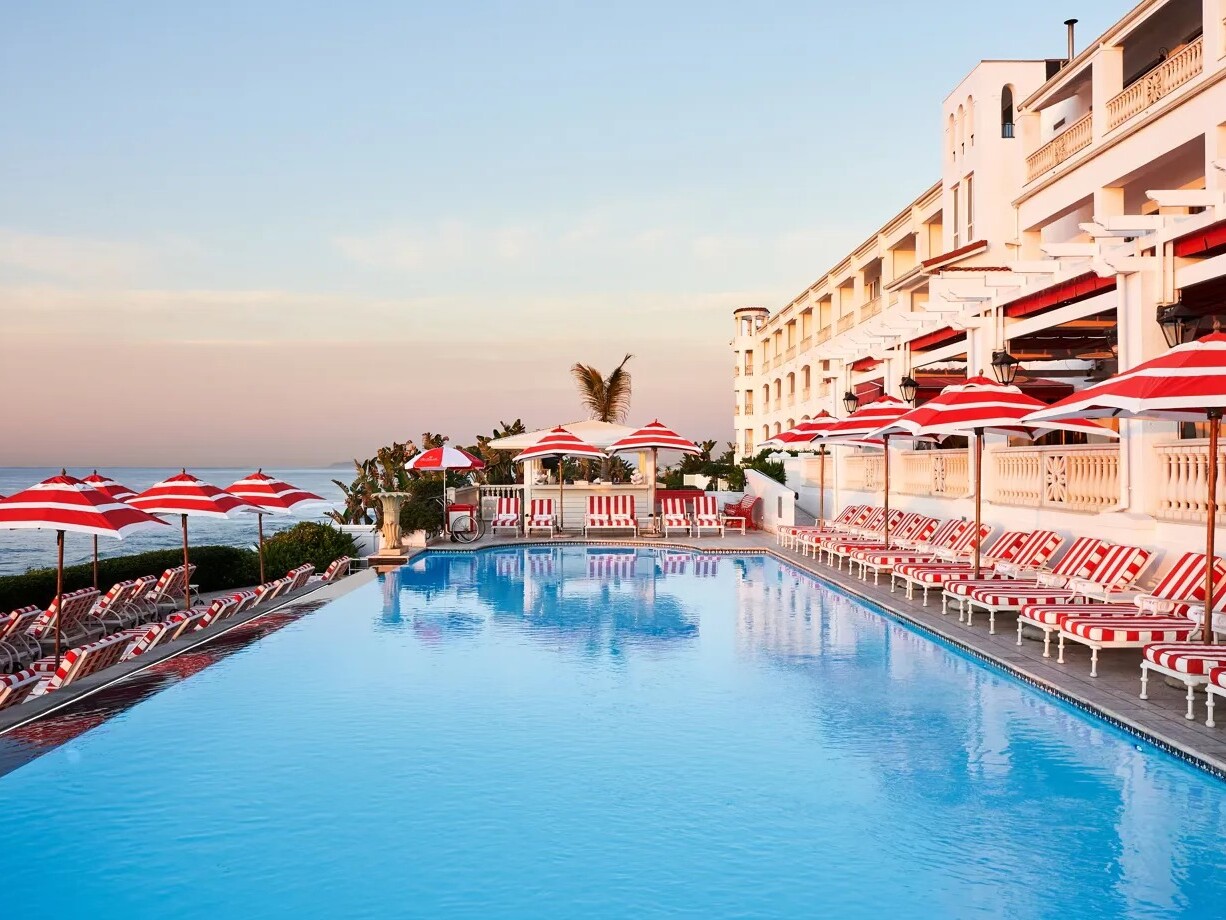Oyster Box Outdoor Pool